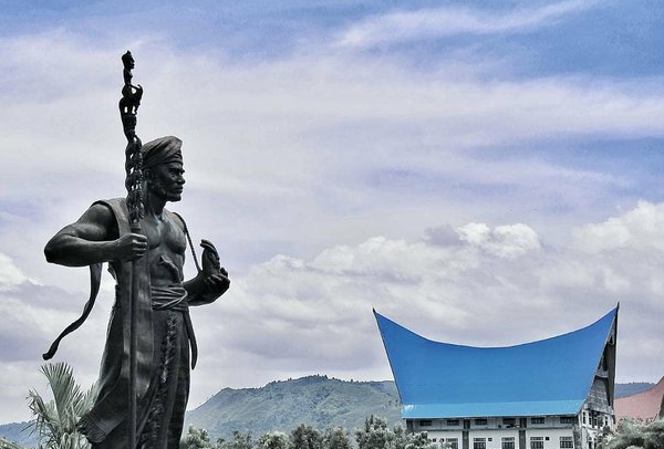 Dalihan Na Tolu, prinsip hidup orang Batak.