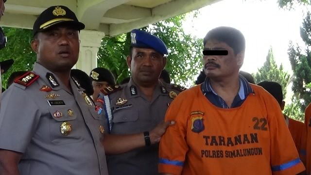 AKBP Marudut Liberty Panjaitan saat mengungkap 24 pelaku kejahatan Narkoba 