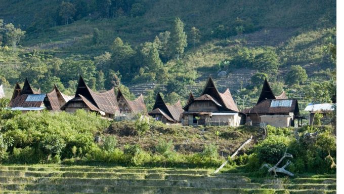 Ilustrasi perkampungan Batak Toba.