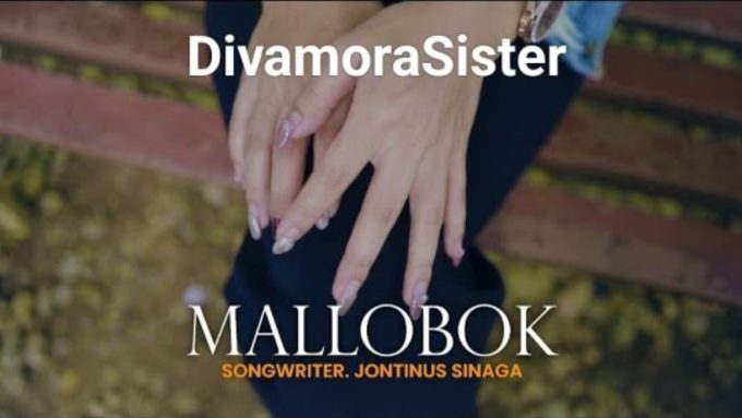 Mallobok-Lobok oleh Divamora Sister.