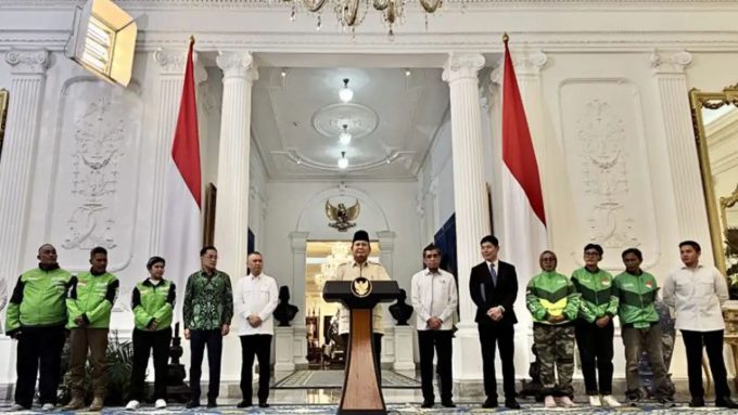Presiden Prabowo Minta Perusahaan Ojol Bayar THR untuk Pengemudi.