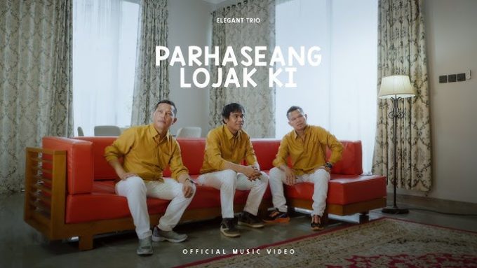 Parhaseang Loja Ki oleh Elegant Trio.