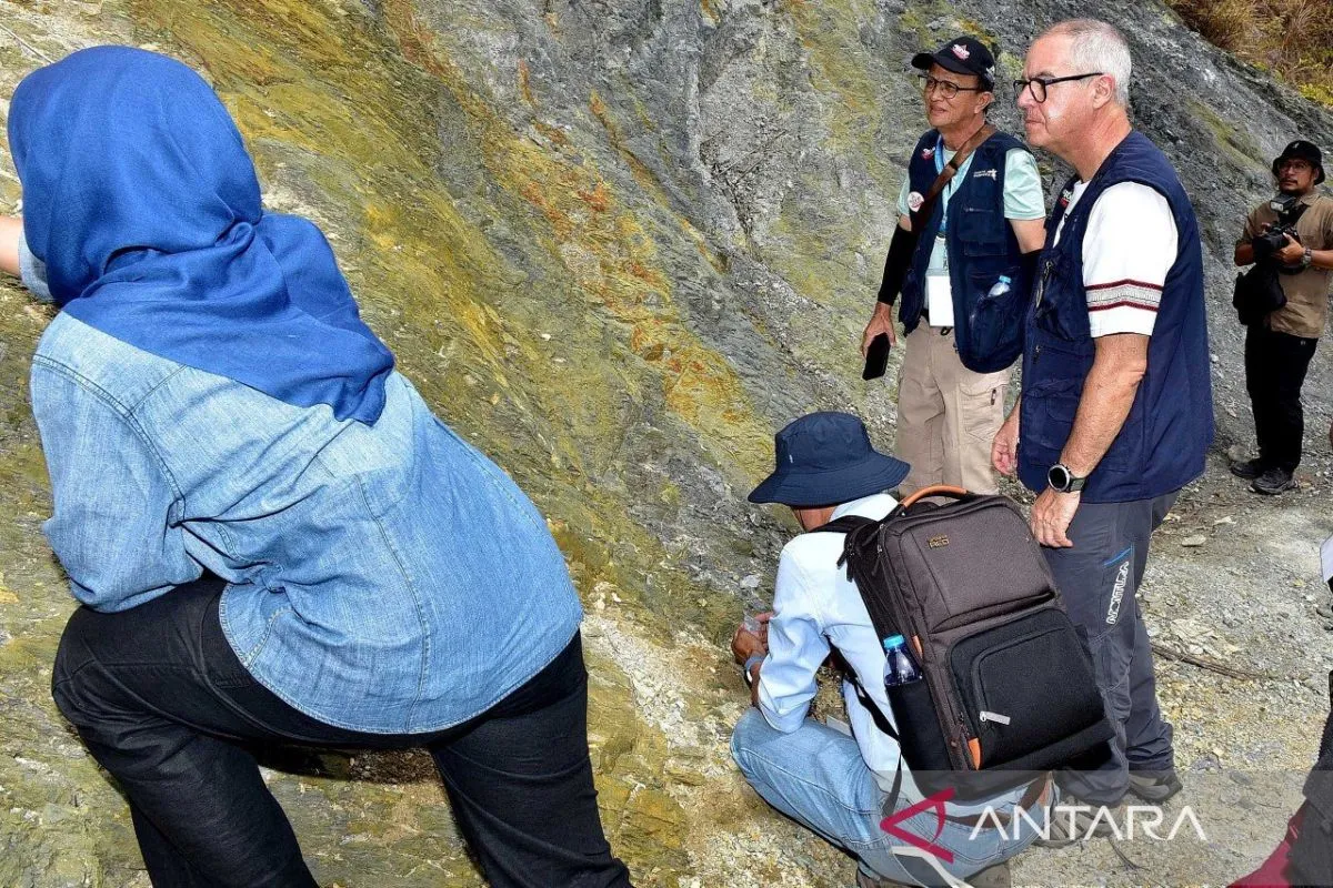 Tim Asesor UNESCO Terpesona Peninggalan Gunung Toba.