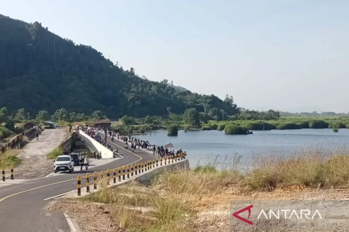 Jembatan Layang Danau Siais Mendadak Viral, Warga Rasakan Dampak Ekonomi.