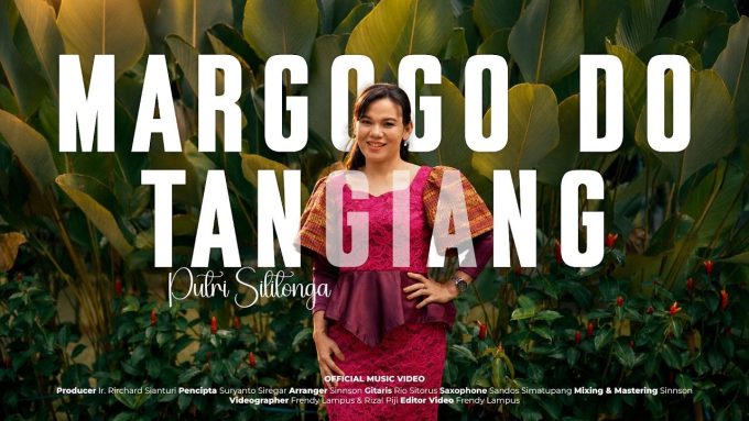 Margogo Do Tangiang oleh Putri Silitonga.