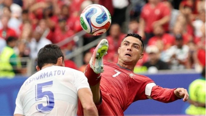 Cristiano Ronaldo Jadi Pemain Pertama yang Mencetak Gol di Enam Edisi Piala Dunia