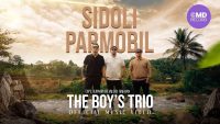 Sidoli Parmobil oleh The Boy's Trio.